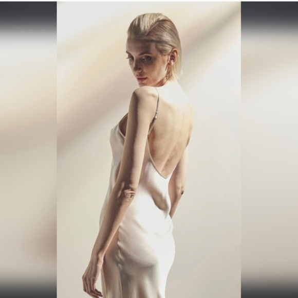 Frette New w/Tags Spring 2024 Long  Nightgown Pajamas Beige/ White Satin - Picture 9 of 12